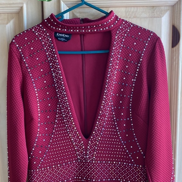 BEBE Gorgeous red low-cut collared dress w sequins size medium. - Picture 1 of 3